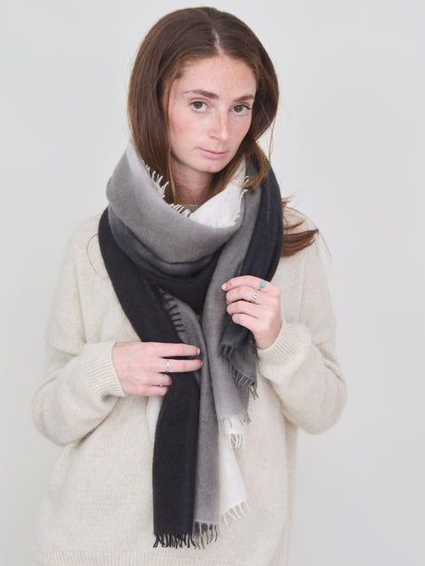 Luxo Cashmere Scarf, black/grey/cream