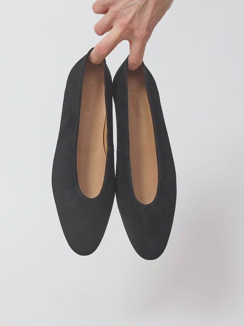 Belinda, Black Suede