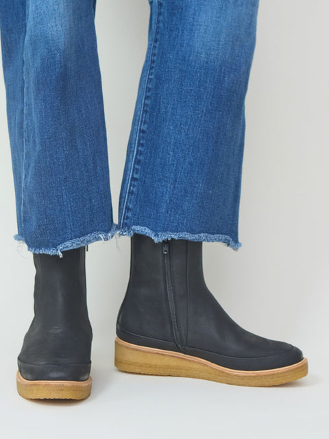 Hip, disco black