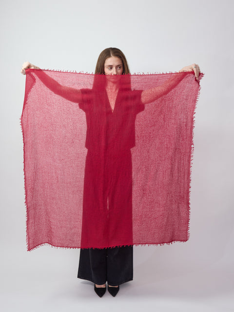 Whisper Cashmere Poet Square, red