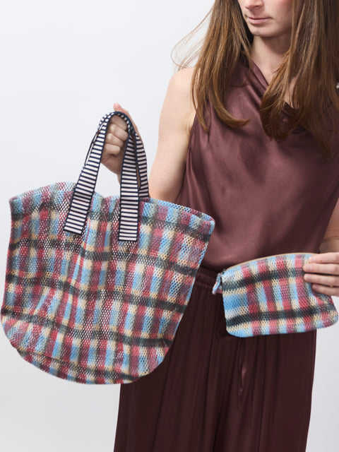 Piccolo 90s Dream Tote, red plaid