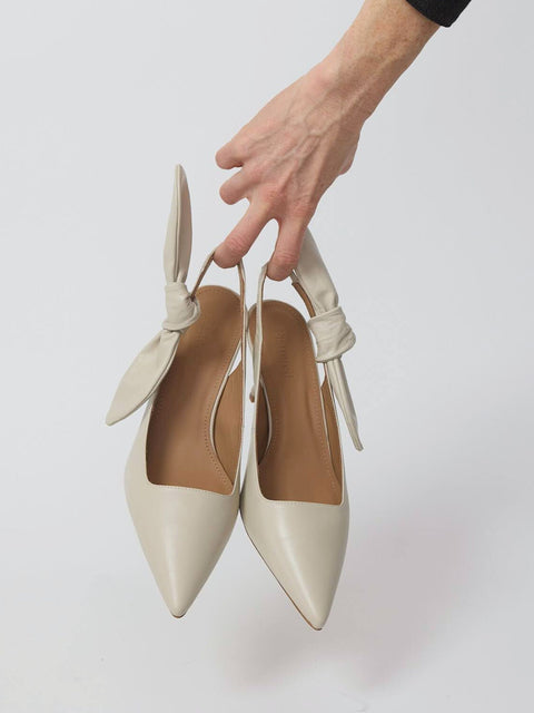 Franchesca Bow, Creme