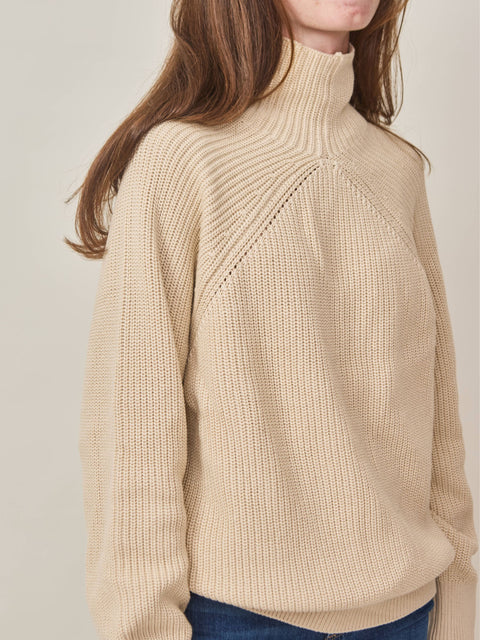 Lauren, vintage oat