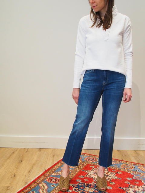 Vic Crop, Brilliant Blue