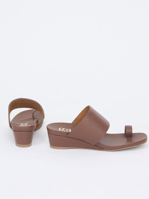 Weilis, Chestnut Cervo