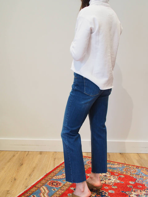 Vic Crop, Brilliant Blue