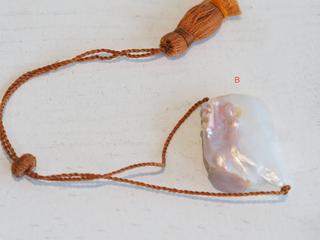 Single Pearl Tassel Bracelet