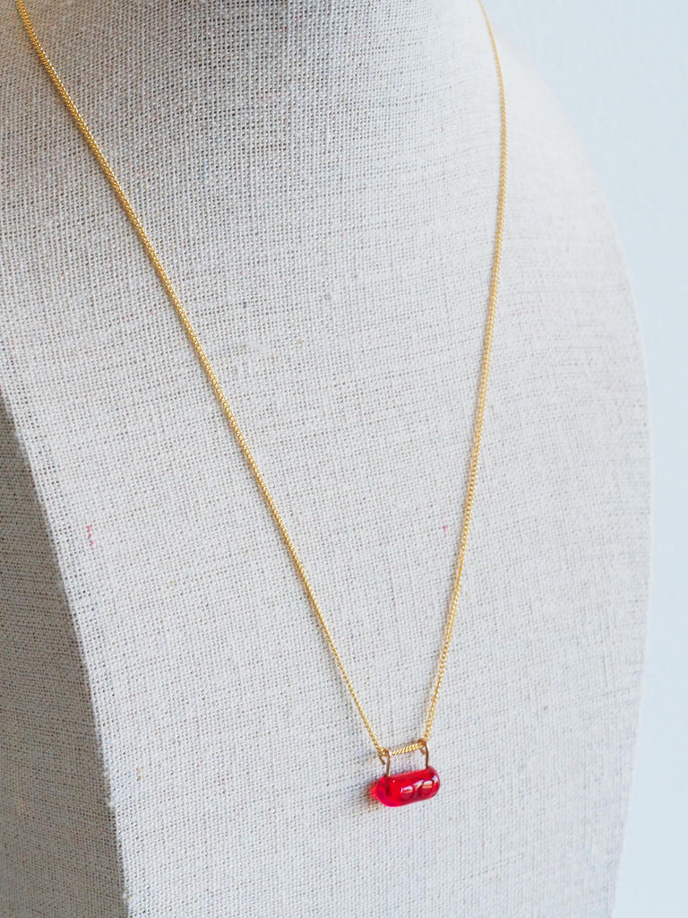 Attache Simple Necklace, Red