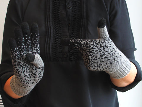 Scrub Gloves, Black/Grey