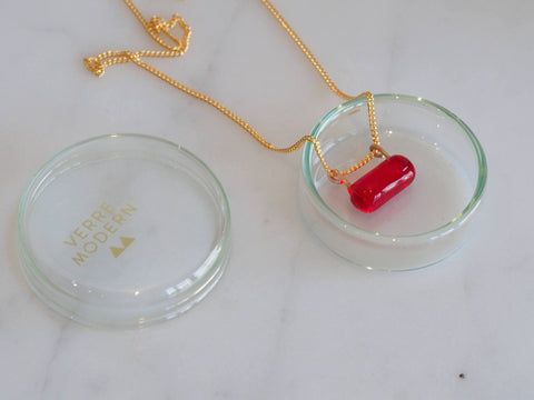 Attache Simple Necklace, Red